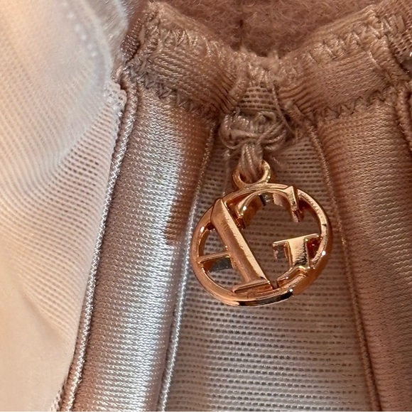 ASHLEY GRAHAM Sz 42G Diva Demi Cup Underwire Padded Sheer Adjustable Bra NWOT - Picture 2 of 8